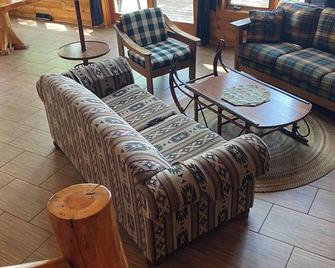 Gorgeous A Frame Cabin On Beautiful Lake Koronis - Paynesville - Living room