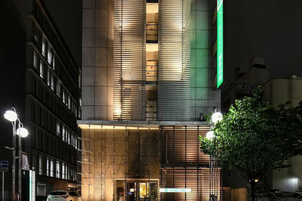 فيسيل إن هاكاتا ناكاسو