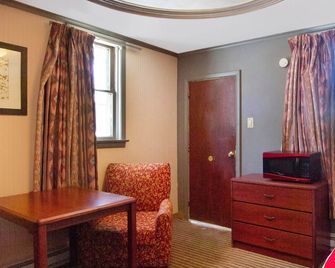 2 Queen Bed|Non-Smoking - Plains