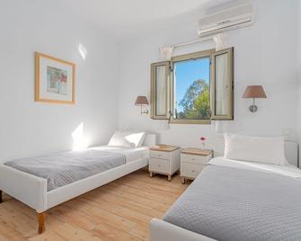 Kosyforema Villas - Gialova - Chambre