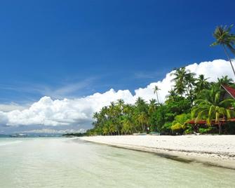 One 4 Da Road - Panglao - Strand