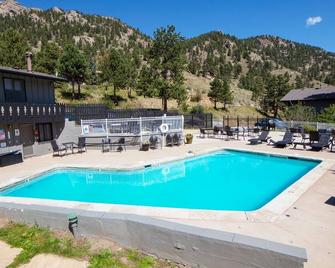 Fawn Valley Inn: 294 - Estes Park - Pool