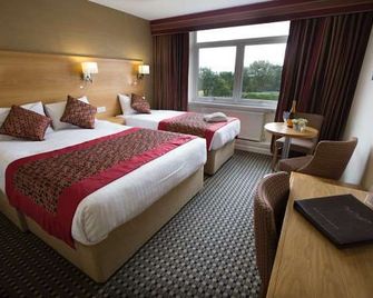 Park Hall Hotel and Spa Wolverhampton - Wolverhampton - Quarto