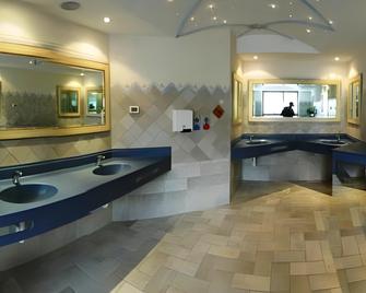 Camping Catinaccio Rosengarten - Pozza di Fassa - Bagno