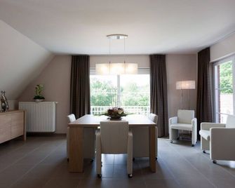 B&B Riche Terre - Damme - Dining room
