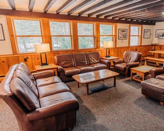 Boutique Hotel Room, Queen, Shared Bathrooms - Jackson - Lounge
