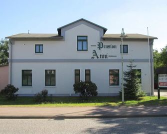 Pension Anni - Sanitz - Building