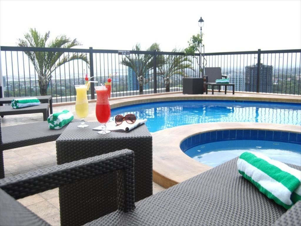 Parque Espana Residence Hotel - Muntinlupa - Pool