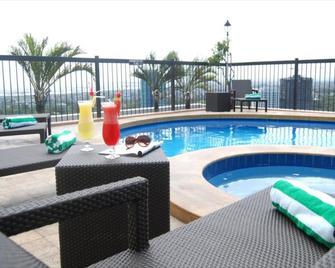 Parque Espana Residence Hotel - Muntinlupa - Pool