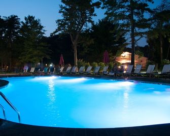 Sea Pines Rv Resort & Campground - Cape May Court House - Pool