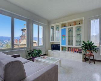 Lorenza Rooftop Lake View Stresa, Stresa, Italy - Stresa - Living room