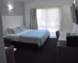 Riviana Motel - Deniliquin - Bedroom
