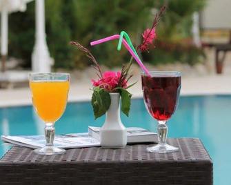 Bella Garden - Golturkbuku - Jídlo