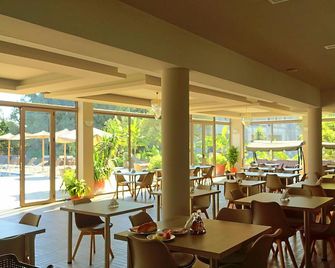 Saint George Resort - Archangelos - Ресторан