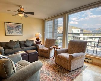 Simba Run Vail Condominiums - Vail - Living room