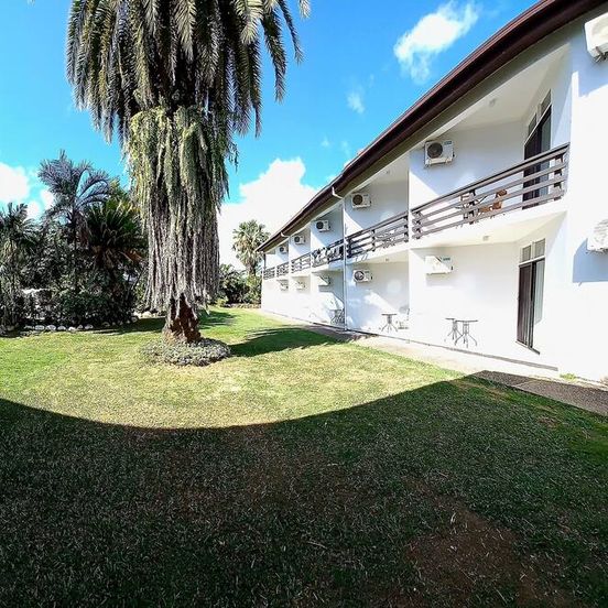 Hotel Oasis image 1