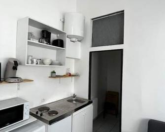 appart cosy 2P- proche métro, Lille à 15 min - Roubaix - Cuisine