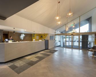Holiday Inn Swindon By IHG - Swindon - Reception