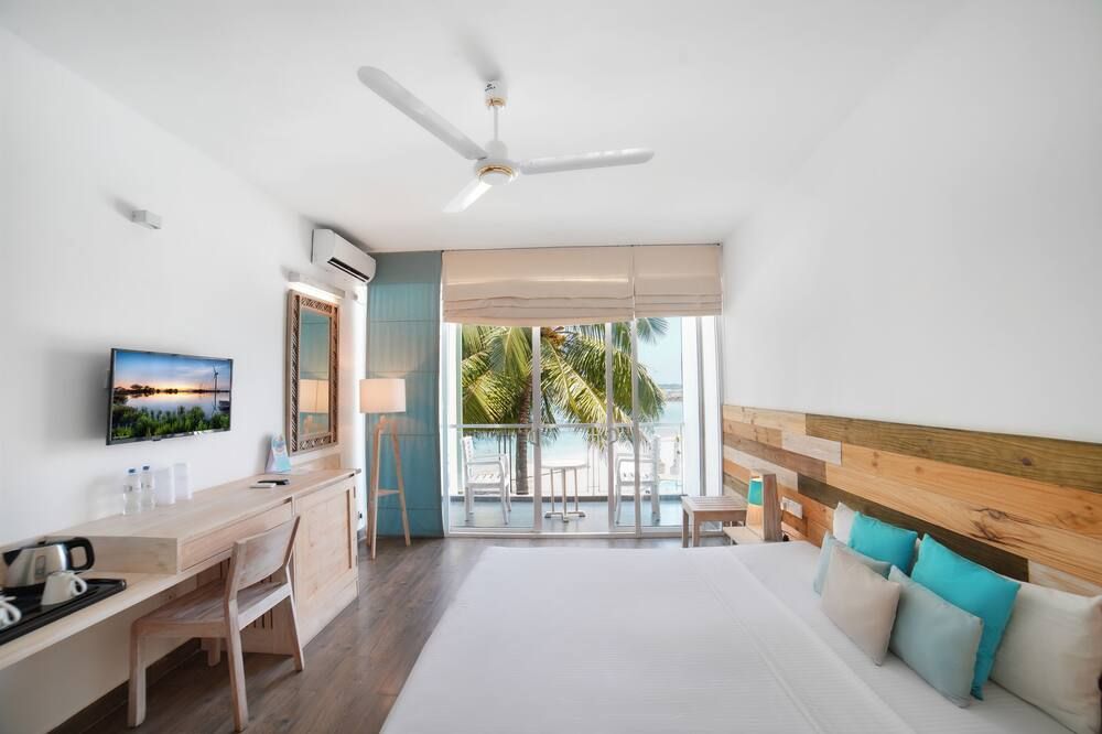 Hikkaduwa Beach Hotel - Hikkaduwa