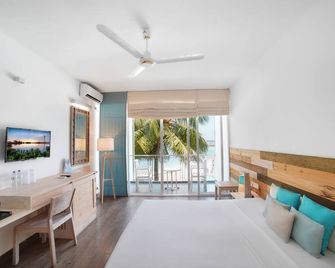 Hikkaduwa Beach Hotel - Hikkaduwa