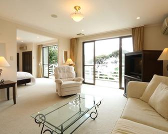 تسوشيما جراند هوتل - تسوشيما - غرفة معيشة