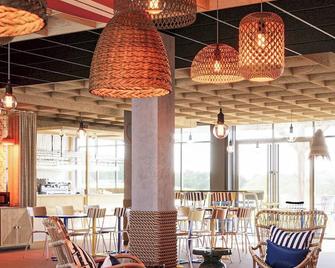 All Suites Hostel Bassin d'Arcachon-La Teste - La Teste-de-Buch - Restaurant