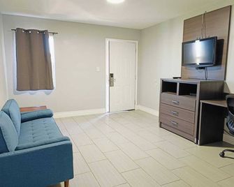 Village Inn Motel Rockport near Aransas Bay - Rockport - Sala de estar