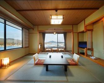 Sun Marine Kesennuma Hotel Kanyo - Kesennuma - Jídelna