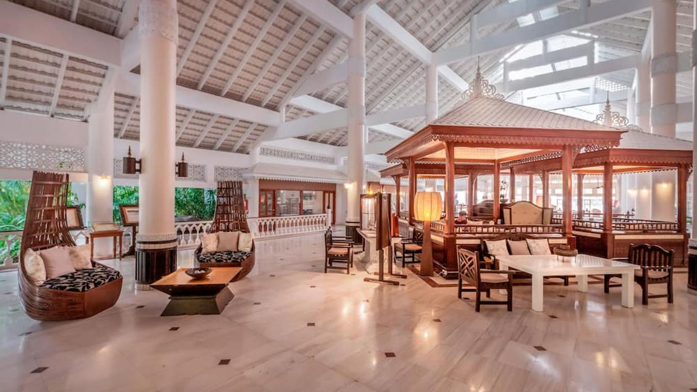 Thavorn Palm Beach Resort Phuket (Sha Plus+)