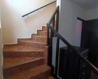 Casa Villegas Rosa - Linares - Escaleras