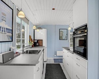 2 Bedroom Amazing Home in Roedby - Rødby - Küche