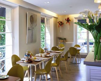 Logis Hôtel Marguerite - אורליאן - מסעדה