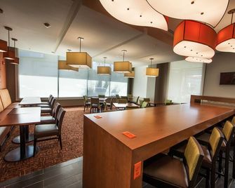 حياة بليس تيجوانا - تيجوانا - مطعم