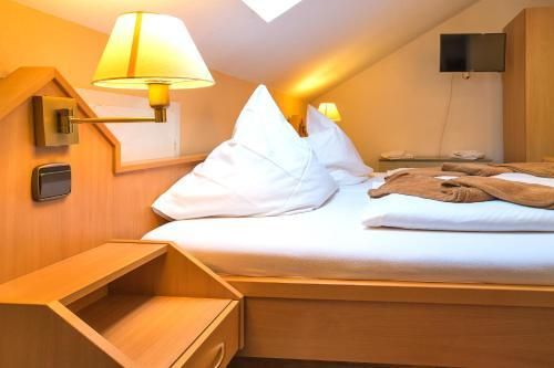 Augustin‘s Hotel Restaurant - Meersburg - Bedroom