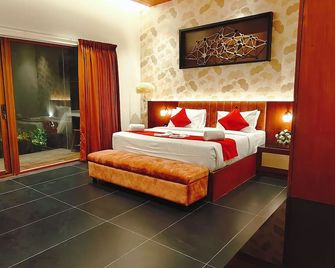 Hf Pool Resorto - Chennai