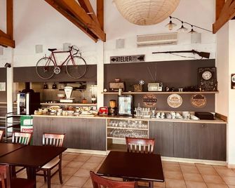 Ever Route 64 Brit Hotel Tarbes Ibos - Ibos - Restaurant