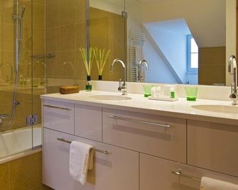 Der Knappenhof - Hotel & Restaurant - Reichenau an der Rax - Bathroom