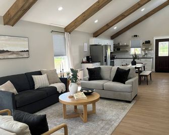 The Milton House in Wilmot - Wilmot - Sala de estar