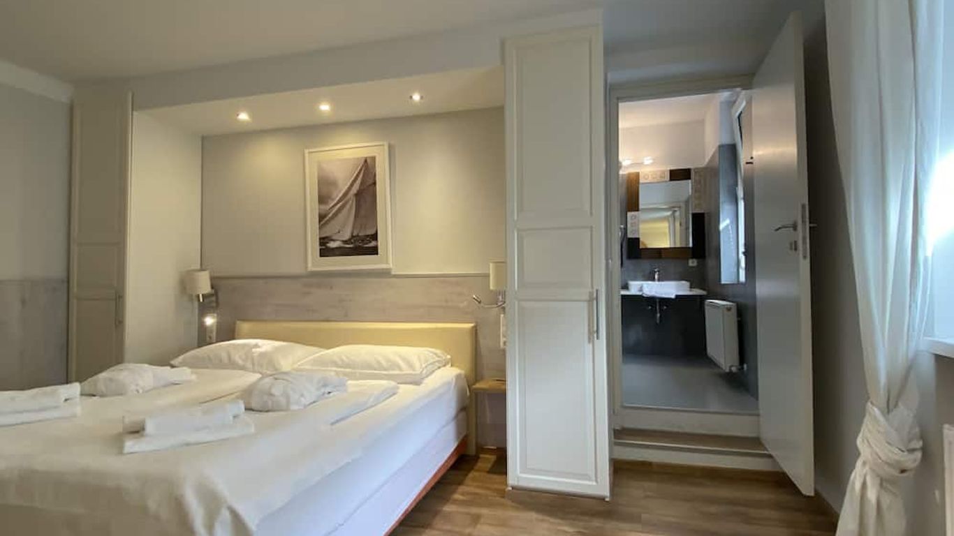 Bergland Hotel - Adults only