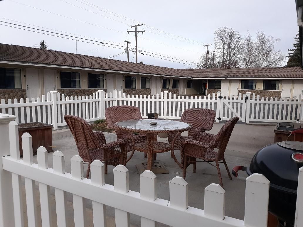 Stay Express Inn Hamilton - Hamilton - Innenhof