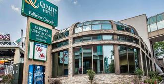 Quality Hotel Fallsview Cascade - ניאגרה פולס - בניין