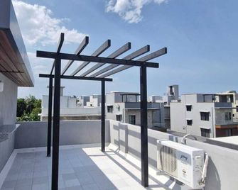 Villa Riviera - Covelong - Balcony