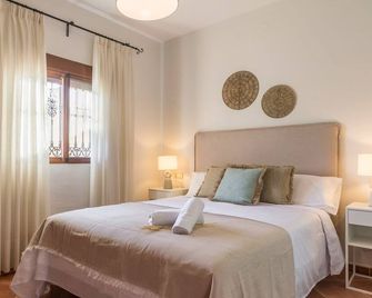 Cortijo Angela Viñuela by Ruralidays - Viñuela - Habitación