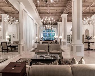 The Palm Beach Hotel Condominium - Palm Beach - Salónek