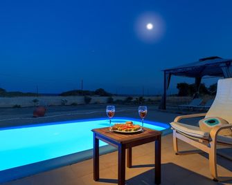 Gennadi Serenity House- Beachfront Villa - Gennadi - Edificio