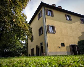 Palazzo Gatteschi - Poppi - Building