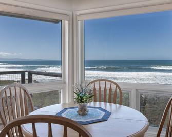 Pajaro Dunes Resort: Cozy 2 Bedroom with Ocean View! - Watsonville - Balcony