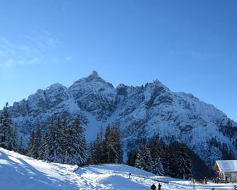 Hotel Bierwirt - Innsbruck - Vista del exterior