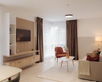 Zen Garden Apartments - Cluj - Sala de estar
