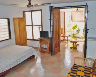 Studio Atikoume : Pretty House Lomé-Centre Ville - Lomé - Bedroom